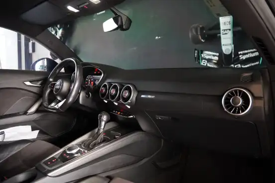 AUDI-TT-2015