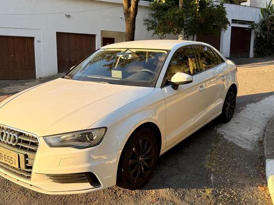 AUDI-A3-1.4 TFSI SEDAN ATTRACTION 16V GASOLINA 4P S-TRONIC AUDI-A3-2015