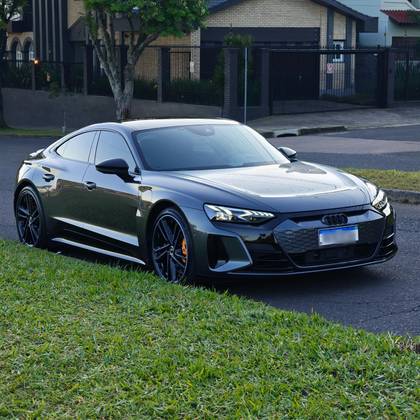 AUDI RS E-TRON GT ELÉTRICO QUATTRO