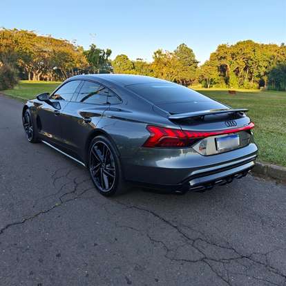 AUDI-RS E-TRON GT-2021