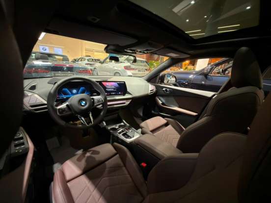 BMW-220i-2025
