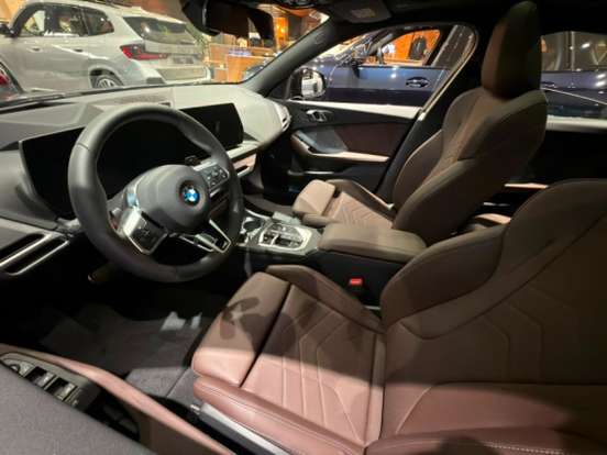 BMW-220i-2025