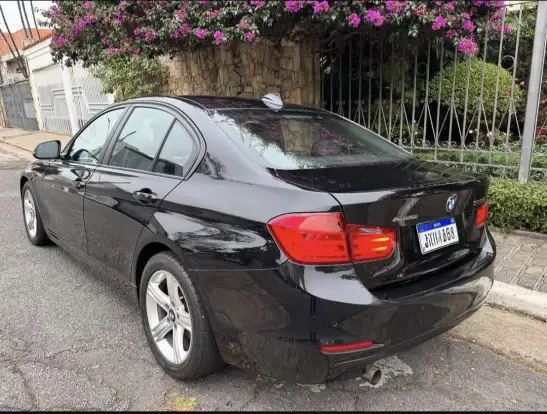 BMW-320i-2014