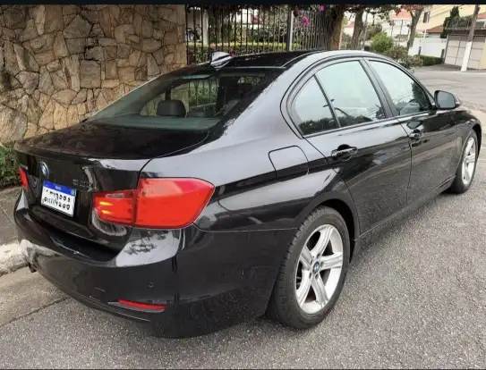 BMW-320i-2014