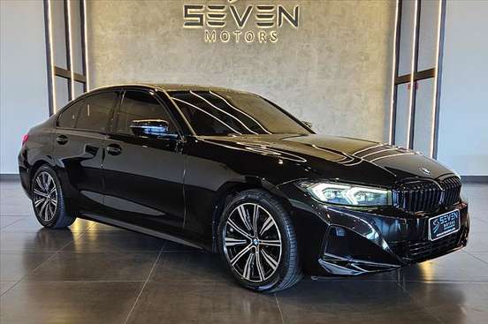 BMW-320i-2023