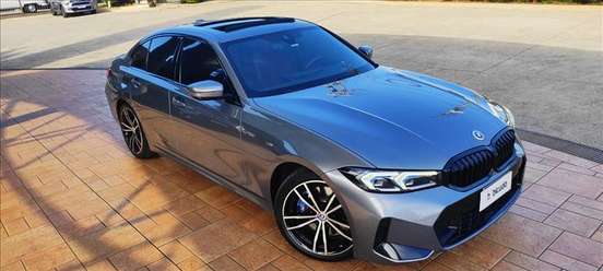 BMW-320i-2023