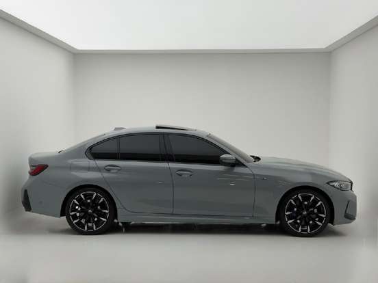 BMW-320i-2025