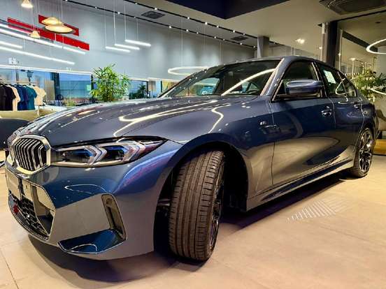 BMW-320i-2025