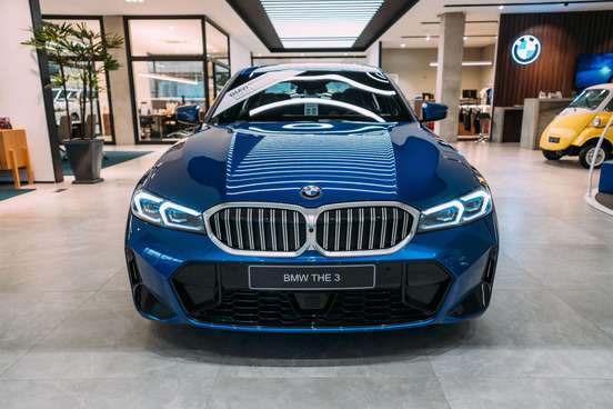 BMW-320i-2026