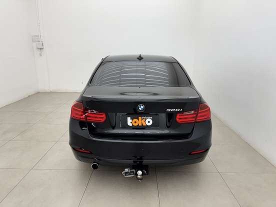 BMW-320i-2.0 16V TURBO GASOLINA 4P AUTOMÁTICO BMW-320i-2013