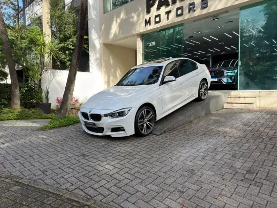 BMW 328i 2.0 M SPORT 16V ACTIVEFLEX 4P AUTOMÁTICO BMW 328i 2.0 M SPORT 16V ACTIVEFLEX 4P AUTOMÁTICO