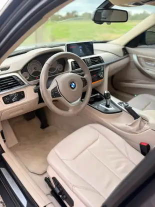 BMW-328i-2011