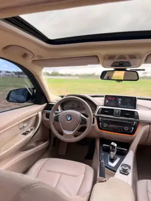 BMW-328i-2011