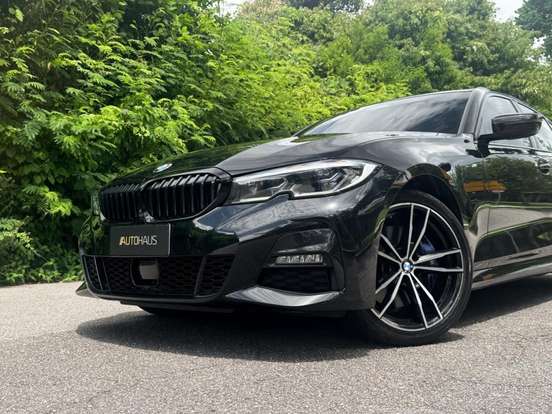 BMW-330e-2021
