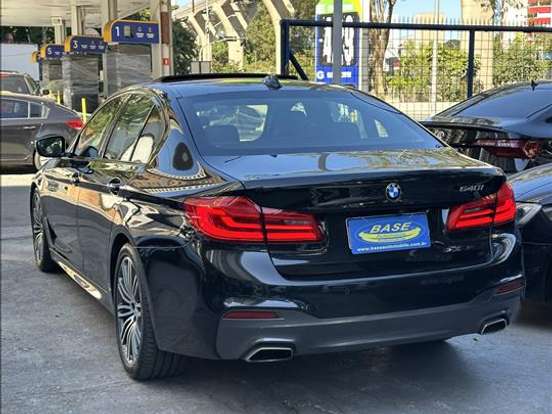 BMW-540i-3.0 24V TURBO GASOLINA M SPORT AUTOMÁTICO BMW-540i-2017