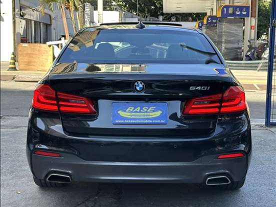 BMW-540i-3.0 24V TURBO GASOLINA M SPORT AUTOMÁTICO BMW-540i-2017