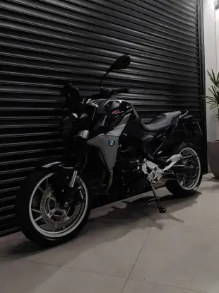 BMW-F 900 R SPORT-2023