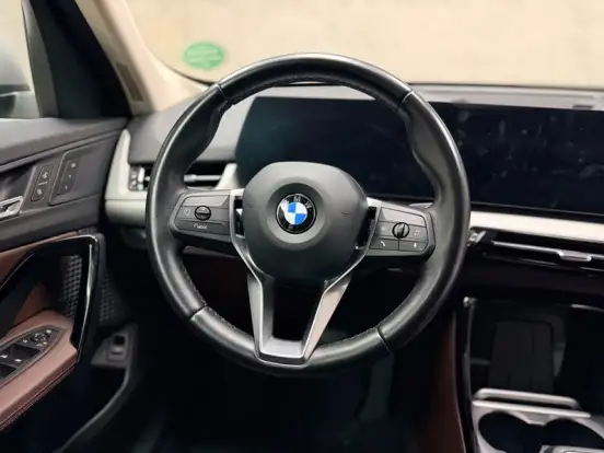 BMW-X1-2024