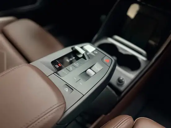 BMW-X1-2024