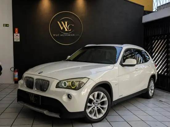 BMW-X1-2.0 18I S-DRIVE 4X2 16V GASOLINA 4P AUTOMÁTICO BMW-X1-2011