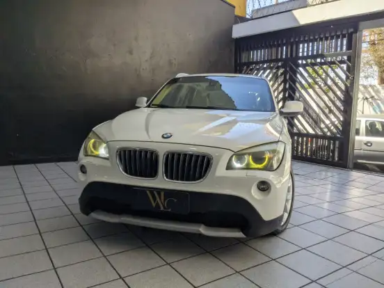 BMW-X1-2.0 18I S-DRIVE 4X2 16V GASOLINA 4P AUTOMÁTICO BMW-X1-2011