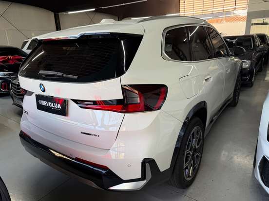BMW-X1-2.0 16V TURBO GASOLINA SDRIVE20I X-LINE STEPTRONIC BMW-X1-2023