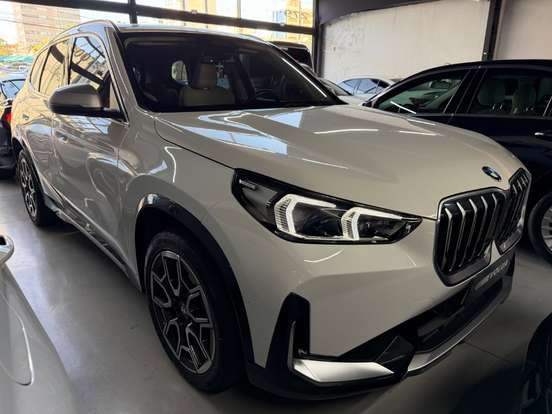 BMW-X1-2.0 16V TURBO GASOLINA SDRIVE20I X-LINE STEPTRONIC BMW-X1-2023