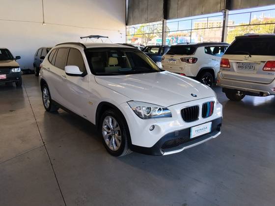 BMW X1 2.0 18I S-DRIVE 4X2 16V GASOLINA 4P AUTOMÁTICO