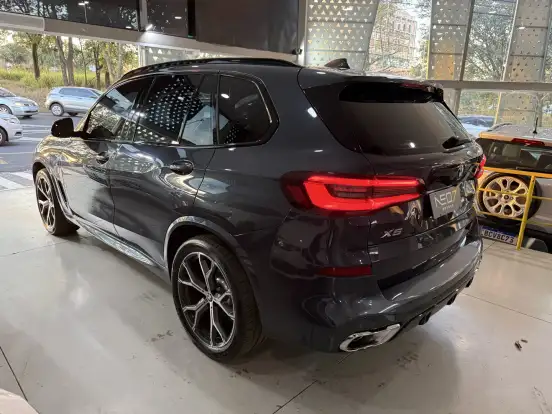 BMW-X5-2020