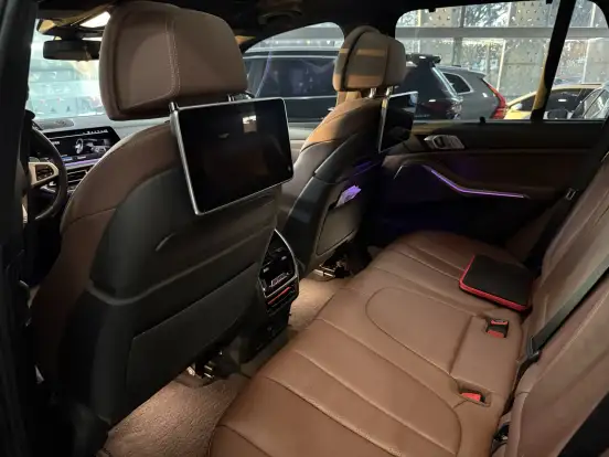 BMW-X5-2020