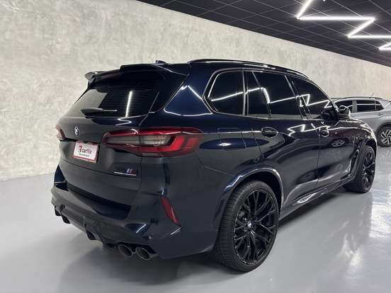 BMW-X5-2021