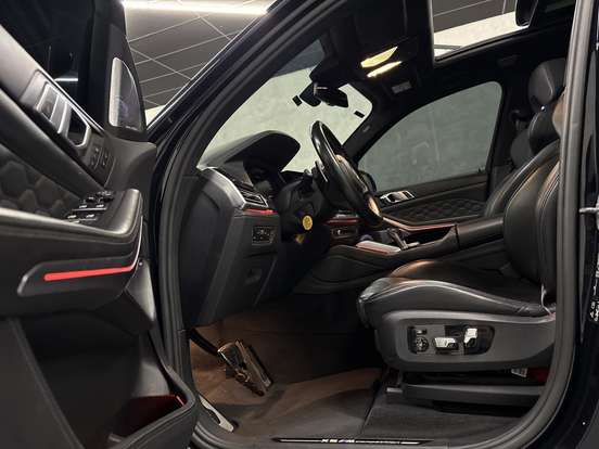 BMW-X5-2021