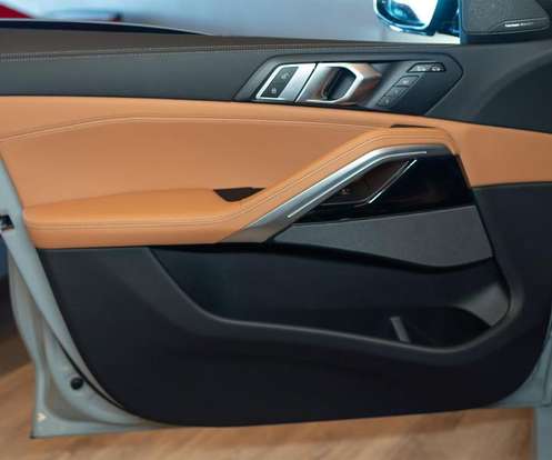 BMW-X6-2023