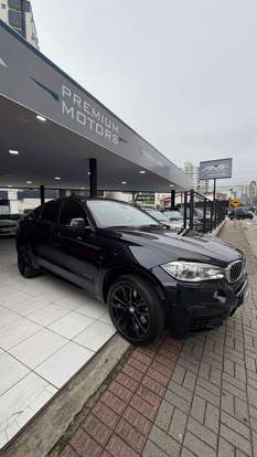 BMW-X6-4.4 50I 4X4 COUPÉ 8 CILINDROS 32V BI-TURBO GASOLINA 4P AUTOMÁTICO BMW-X6-2014