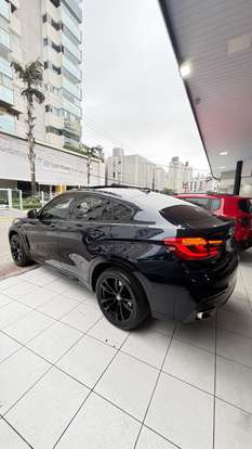 BMW-X6-4.4 50I 4X4 COUPÉ 8 CILINDROS 32V BI-TURBO GASOLINA 4P AUTOMÁTICO BMW-X6-2014