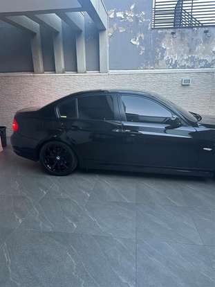 BMW-320i-2.0 16V GASOLINA 4P AUTOMÁTICO BMW-320i-2010