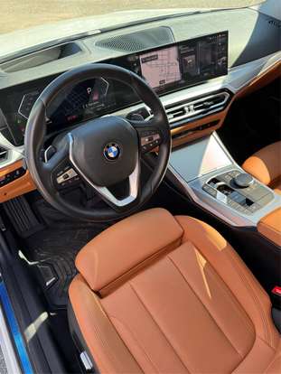 BMW-320i-2022