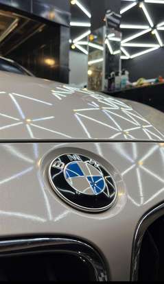 BMW-320i-2015