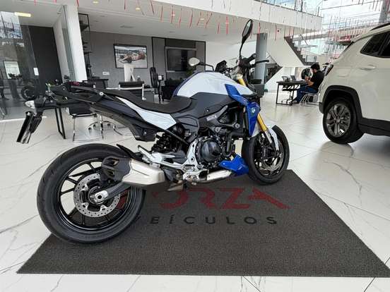 BMW-F 900 R SPORT PLUS-2023