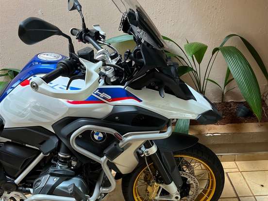 BMW-R 1250 GS PREMIUM BMW-R 1250 GS PREMIUM-2020