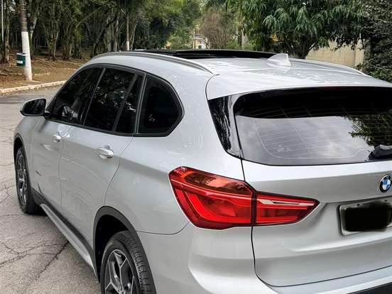 BMW-X1-2.0 16V TURBO ACTIVEFLEX SDRIVE20I 4P AUTOMÁTICO BMW-X1-2016