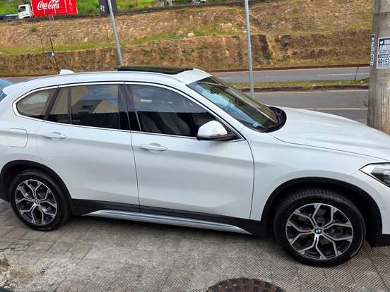 BMW-X1-2.0 16V TURBO ACTIVEFLEX SDRIVE20I X-LINE 4P AUTOMÁTICO BMW-X1-2020