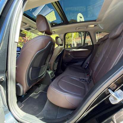 BMW-X1-2021