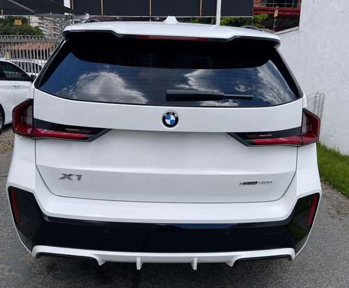 BMW-X1-2024