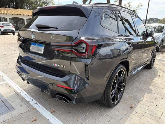 BMW-X3-2024