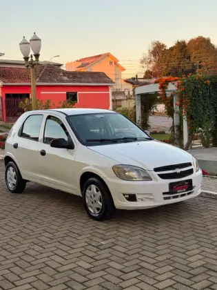 CHEVROLET CELTA 1.0 MPFI LS 8V FLEX 4P MANUAL CHEVROLET CELTA 1.0 MPFI LS 8V FLEX 4P MANUAL