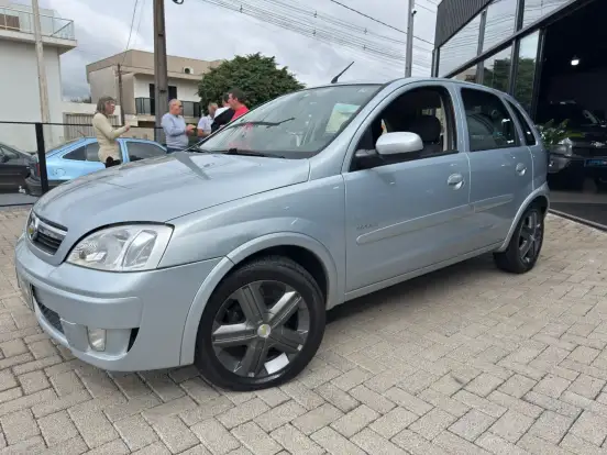 CHEVROLET-CORSA-2012