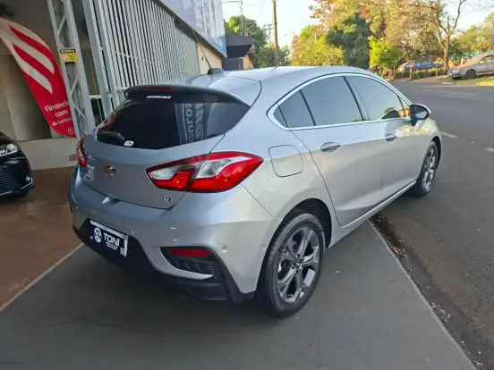 CHEVROLET-CRUZE-2018