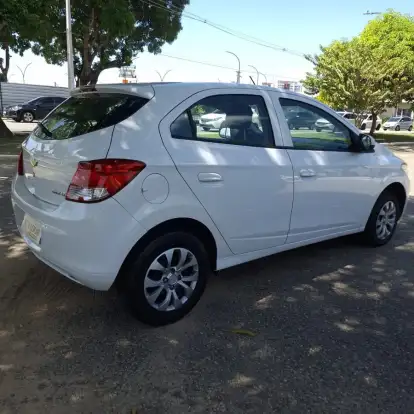 CHEVROLET-ONIX-1.0 MPFI LT 8V FLEX 4P MANUAL CHEVROLET-ONIX-2015