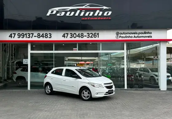 CHEVROLET ONIX 1.0 MPFI LT 8V FLEX 4P MANUAL CHEVROLET ONIX 1.0 MPFI LT 8V FLEX 4P MANUAL